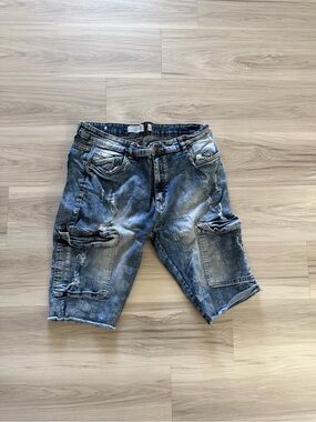 Evolution Men's Distressed Blue Denim Cargo Shorts